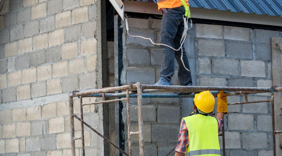 Expert Emergency Roof Repairs services in McQueeney, TX
